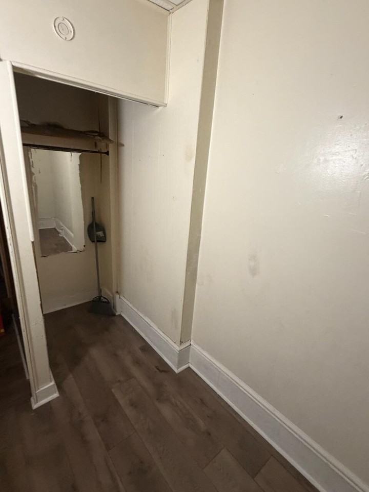 189 S Front St #3 - Photo 3 of 4