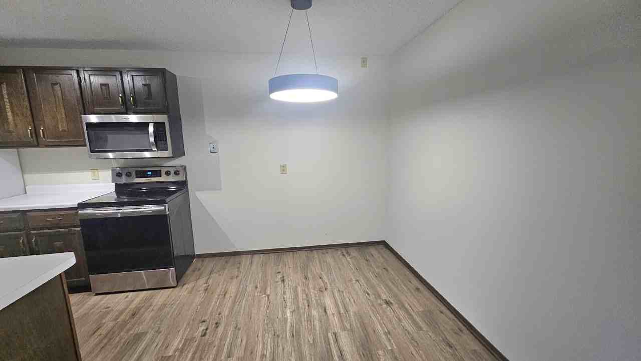3917 Heritage Hills Dr - Photo 7 of 15