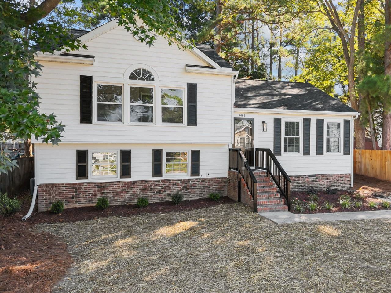 4804 Tolley Ct - Photo 2 of 41
