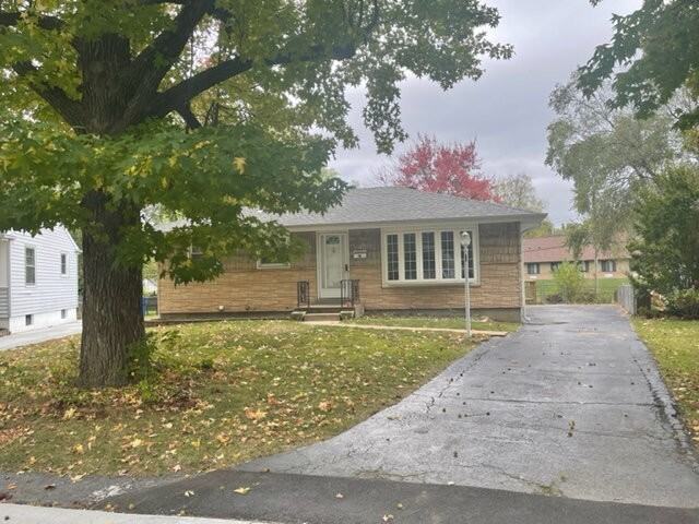 290 Eldorado Dr - Photo 3 of 11