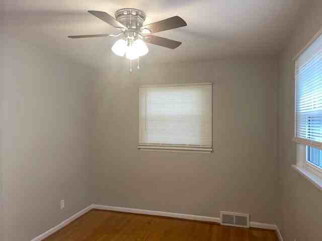 290 Eldorado Dr - Photo 4 of 11