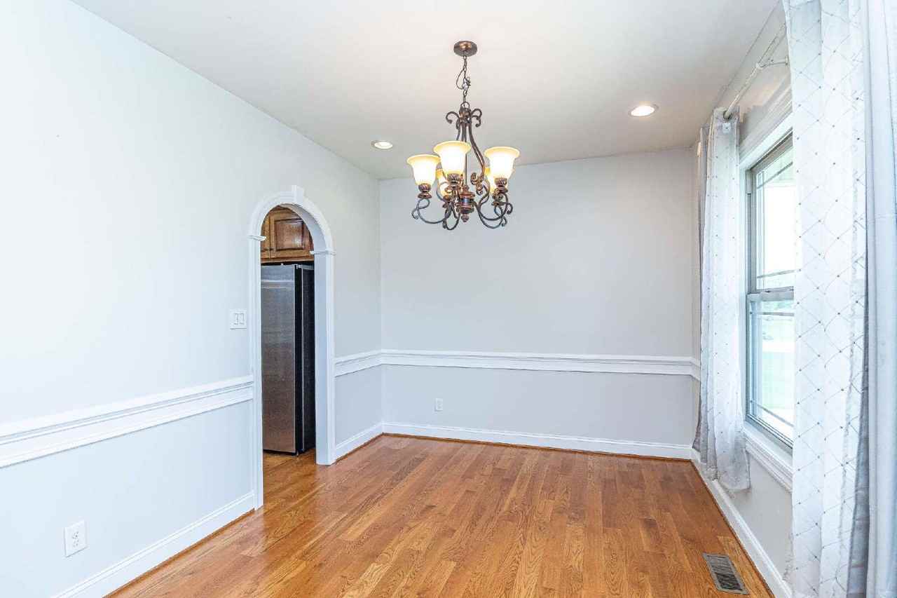 303 Glenn Laurel Dr - Photo 5 of 44