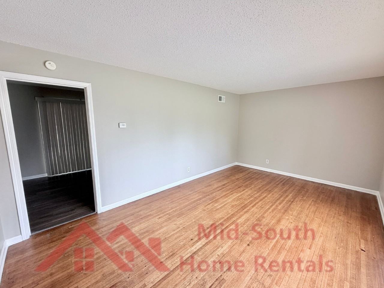 480 Whiteville Ave - Photo 3 of 28
