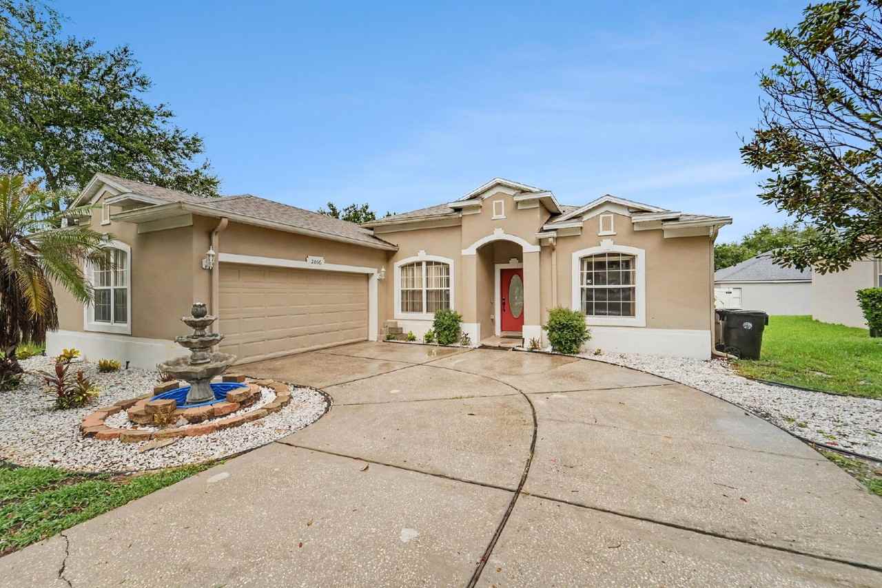 2056 Clapper Trl - Photo 3 of 26