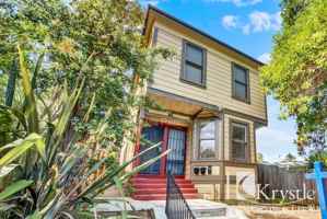 featured image of 709 Carolina St