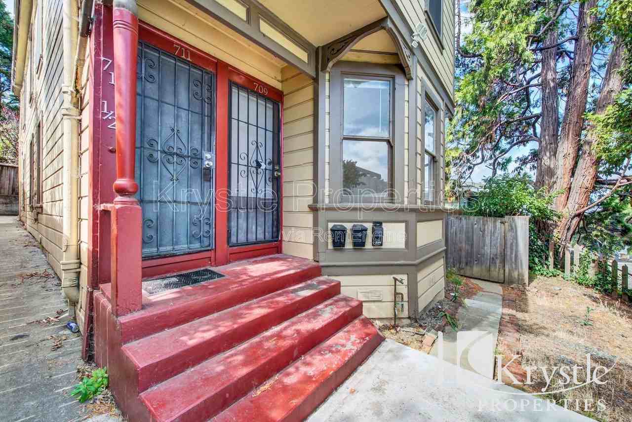 709 Carolina St - Photo 4 of 19