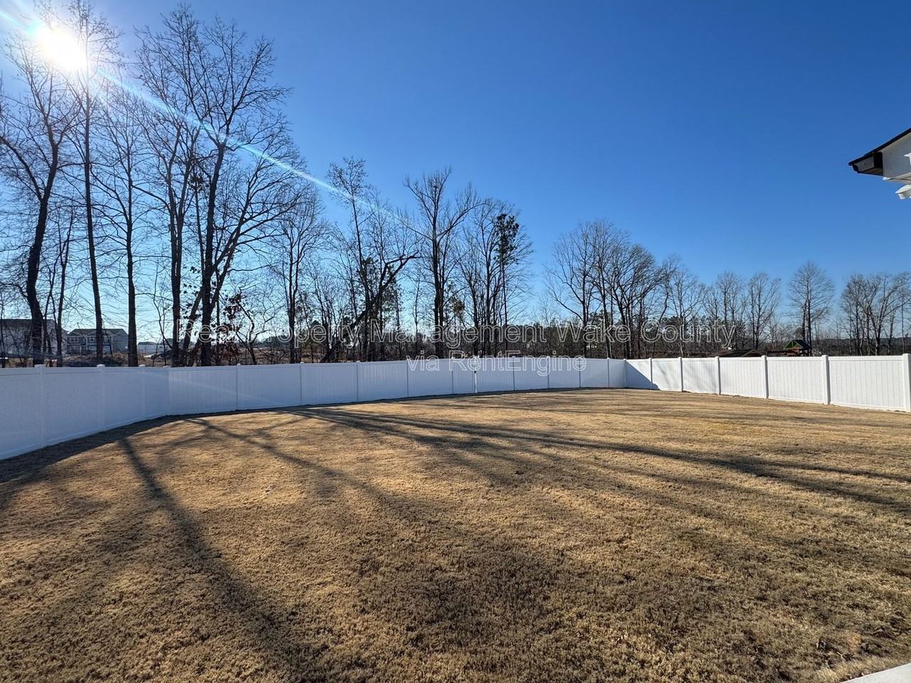 262 Hunting Wood Dr - Photo 3 of 41