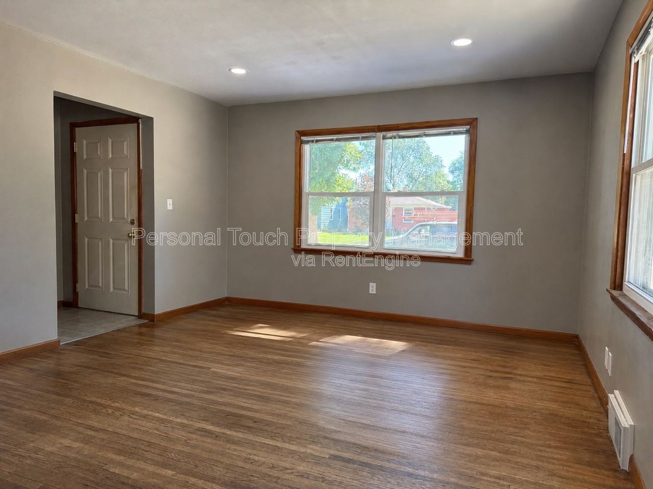 413 22nd St S - Photo 2 of 40