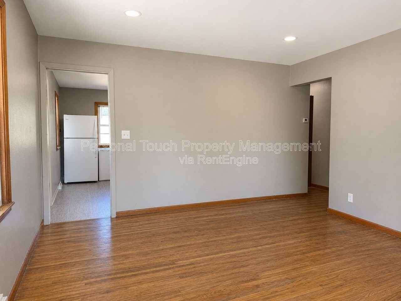 413 22nd St S - Photo 4 of 40