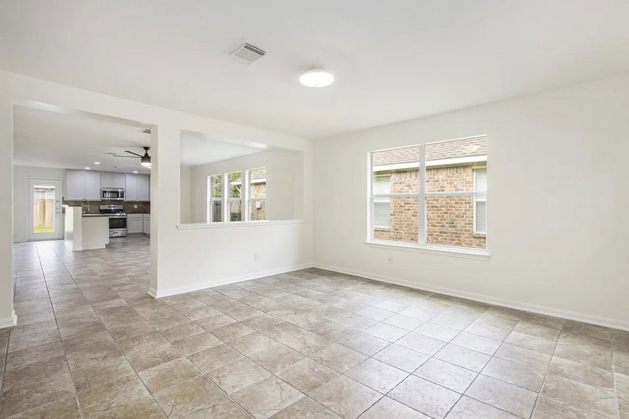 7719 Serene Wood Ln - Photo 3 of 13