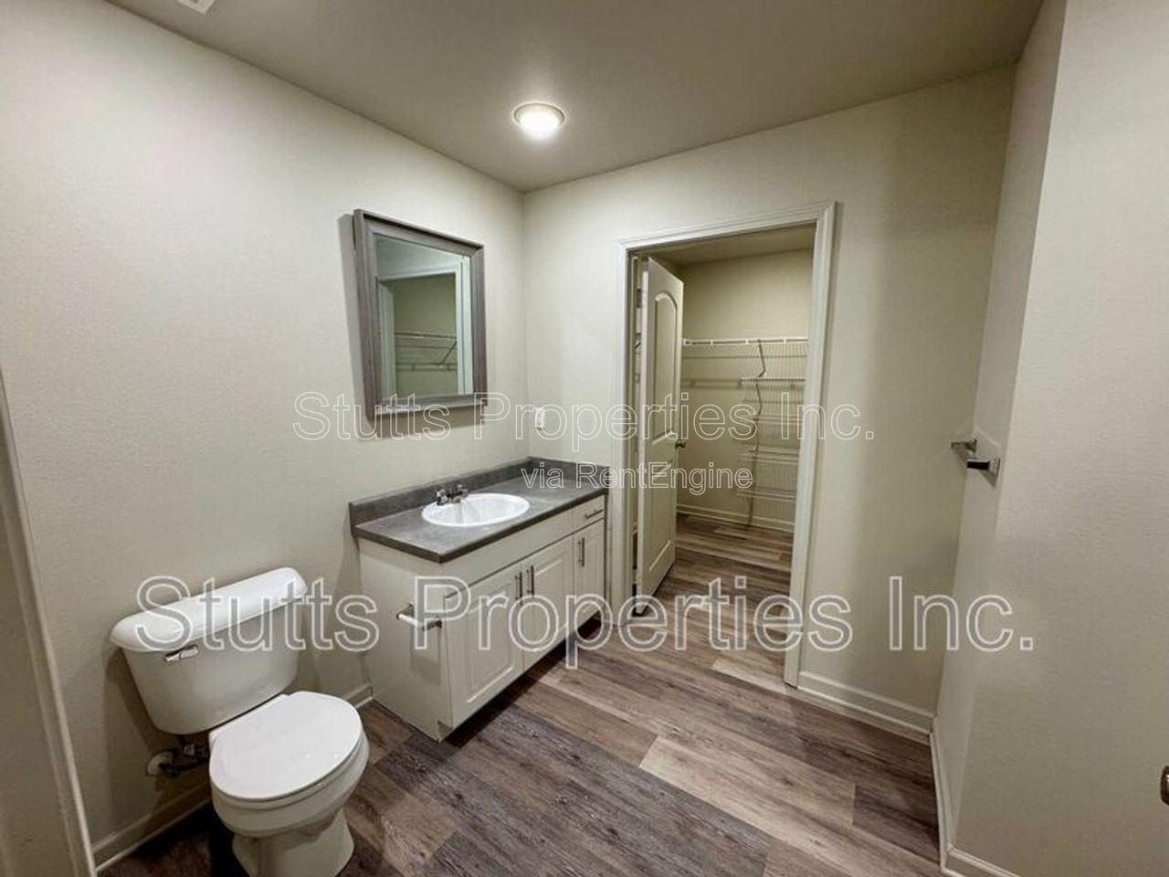 201 Gin Ct #603 - Photo 7 of 9
