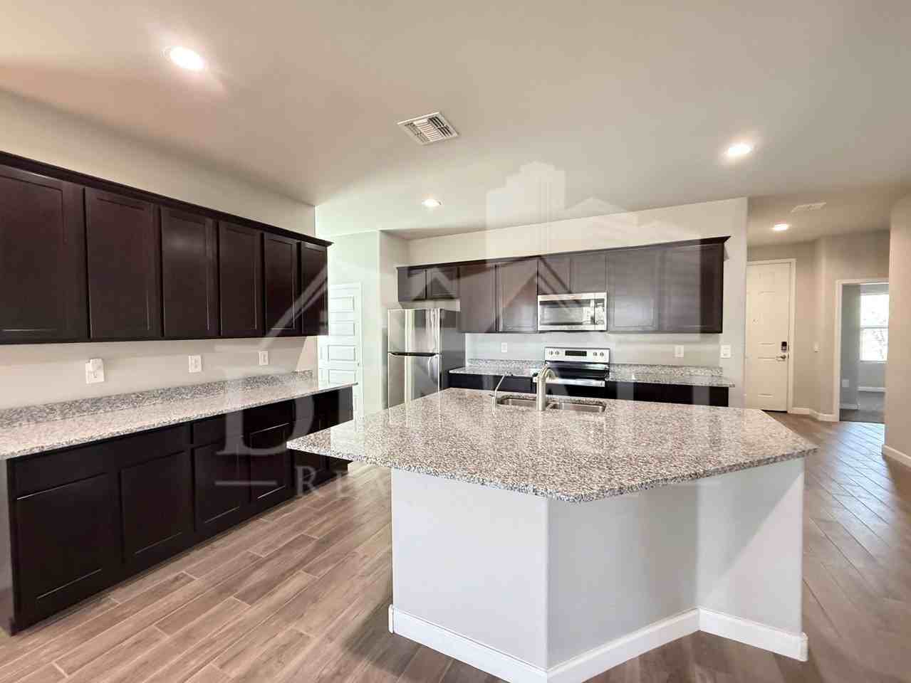17002 W Starr Rd - Photo 7 of 23