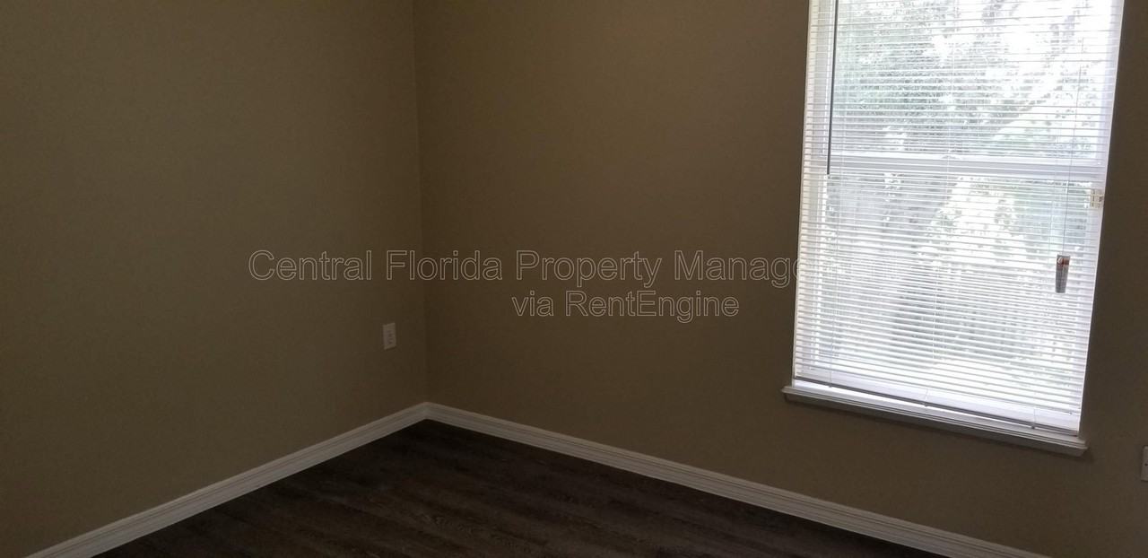 4040 Iveyglen Ave - Photo 4 of 5