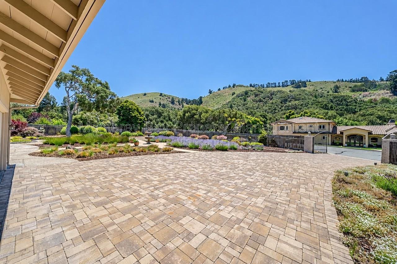 10160 Sun Star Rd - Photo 7 of 50