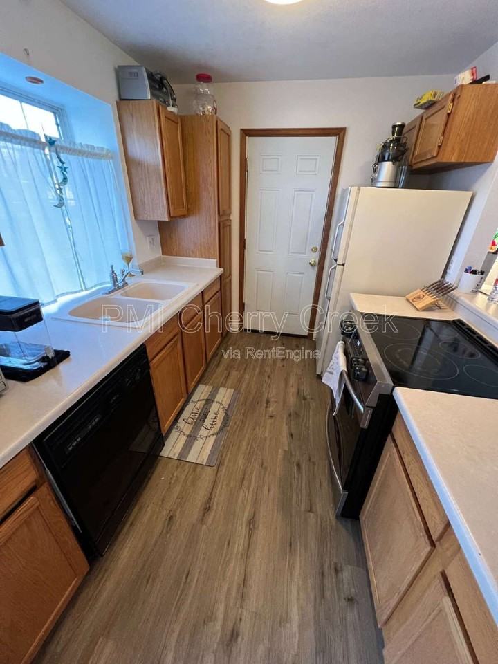 5615 S Malta St - Photo 4 of 50