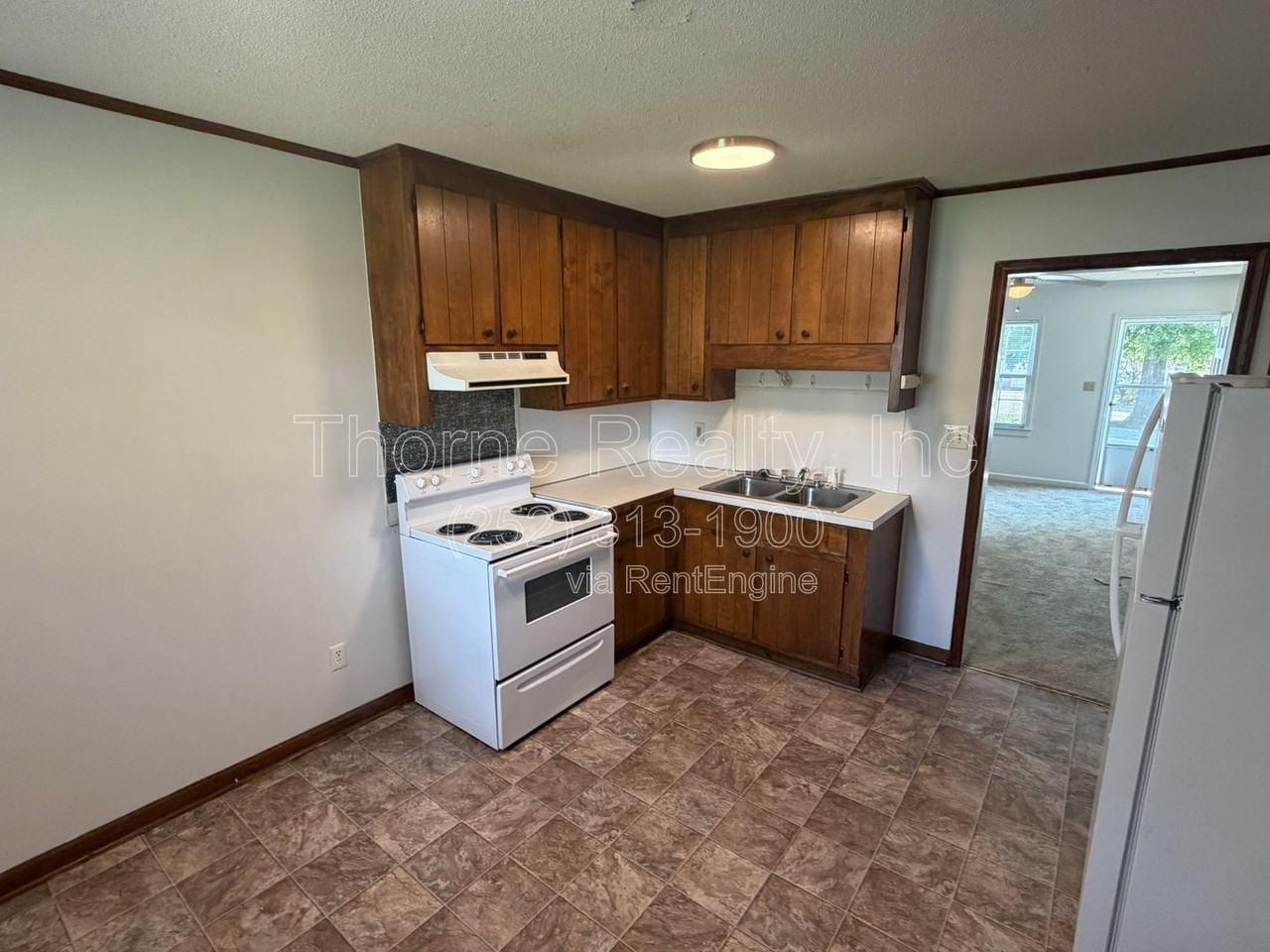 2206 Candlewood Dr Sw #B - Photo 2 of 18