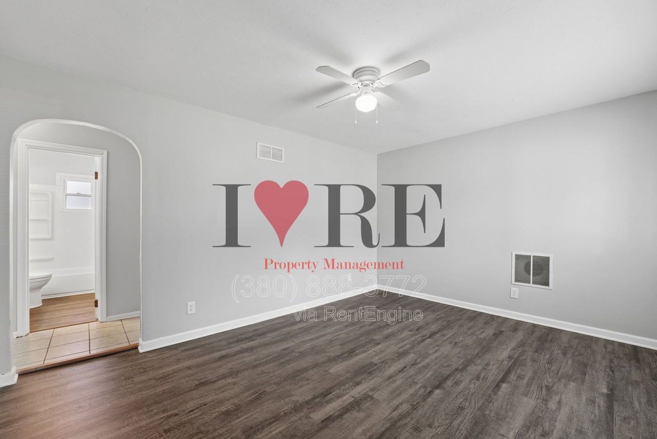 1823 Ward Rd - Photo 6 of 26