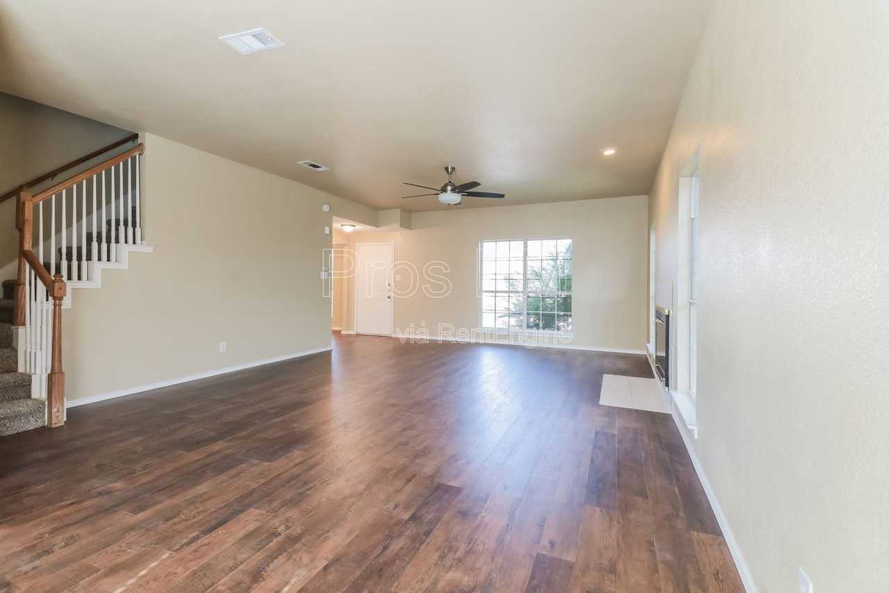 4108 Creekmeadow Dr - Photo 6 of 21