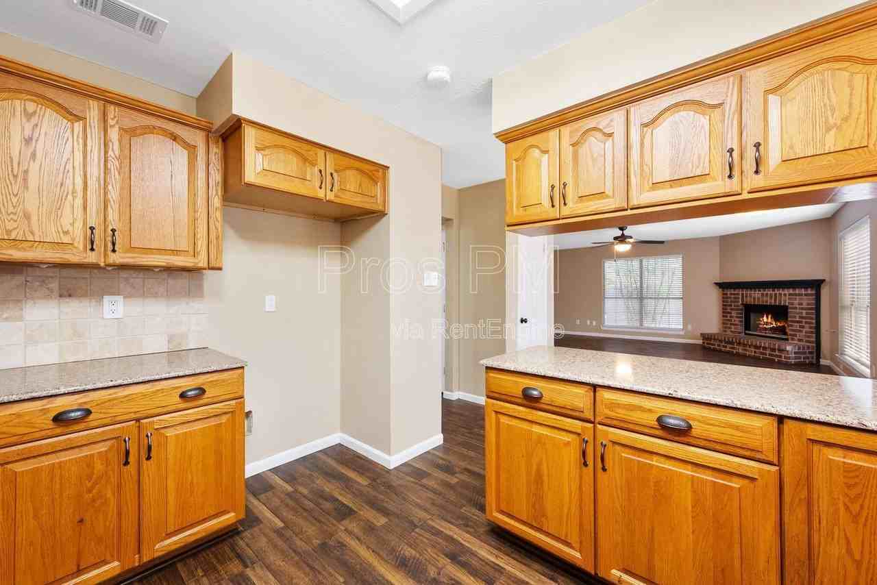 7517 Point Reyes Dr - Photo 7 of 28