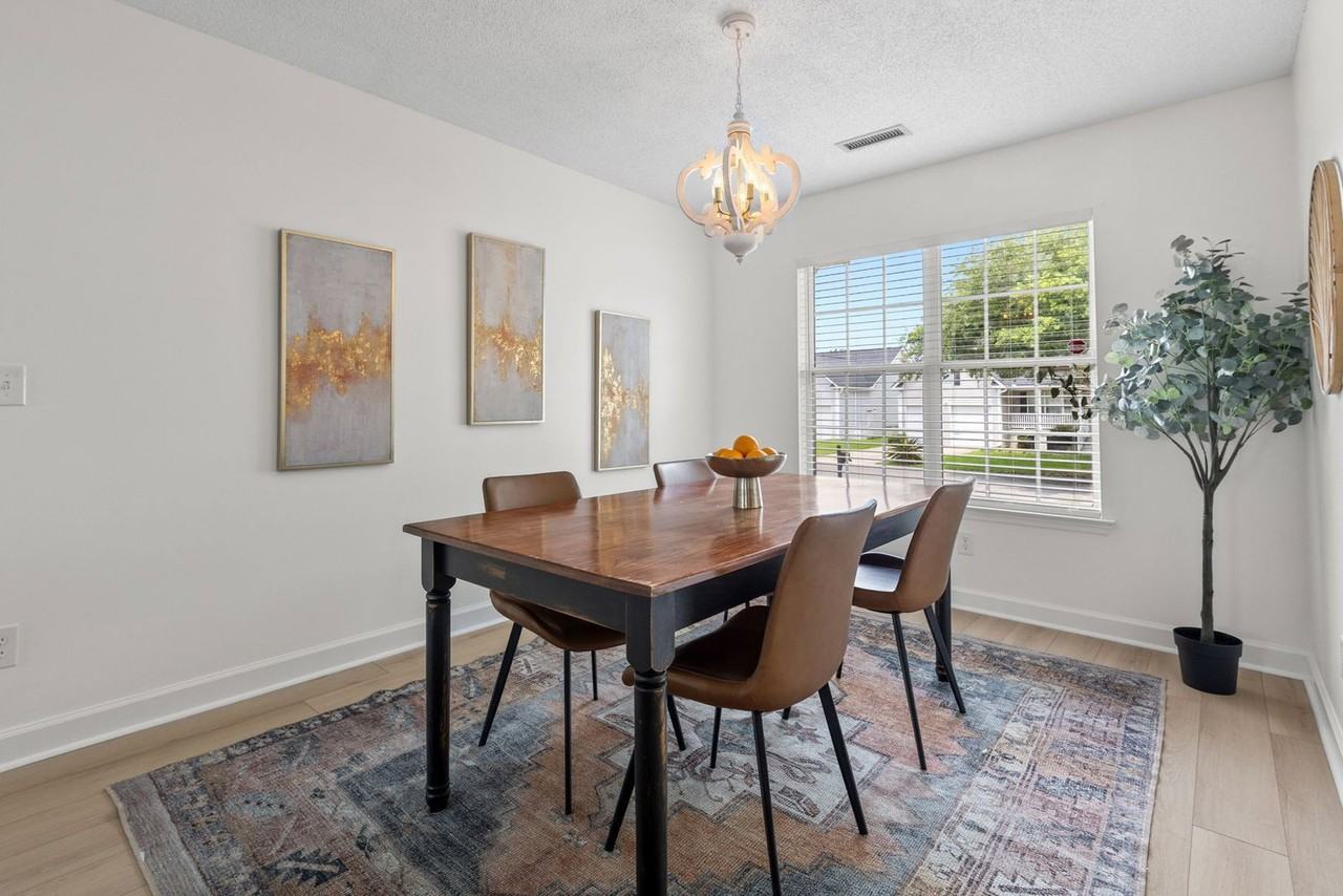 137 Sea Cotton Cir - Photo 4 of 37