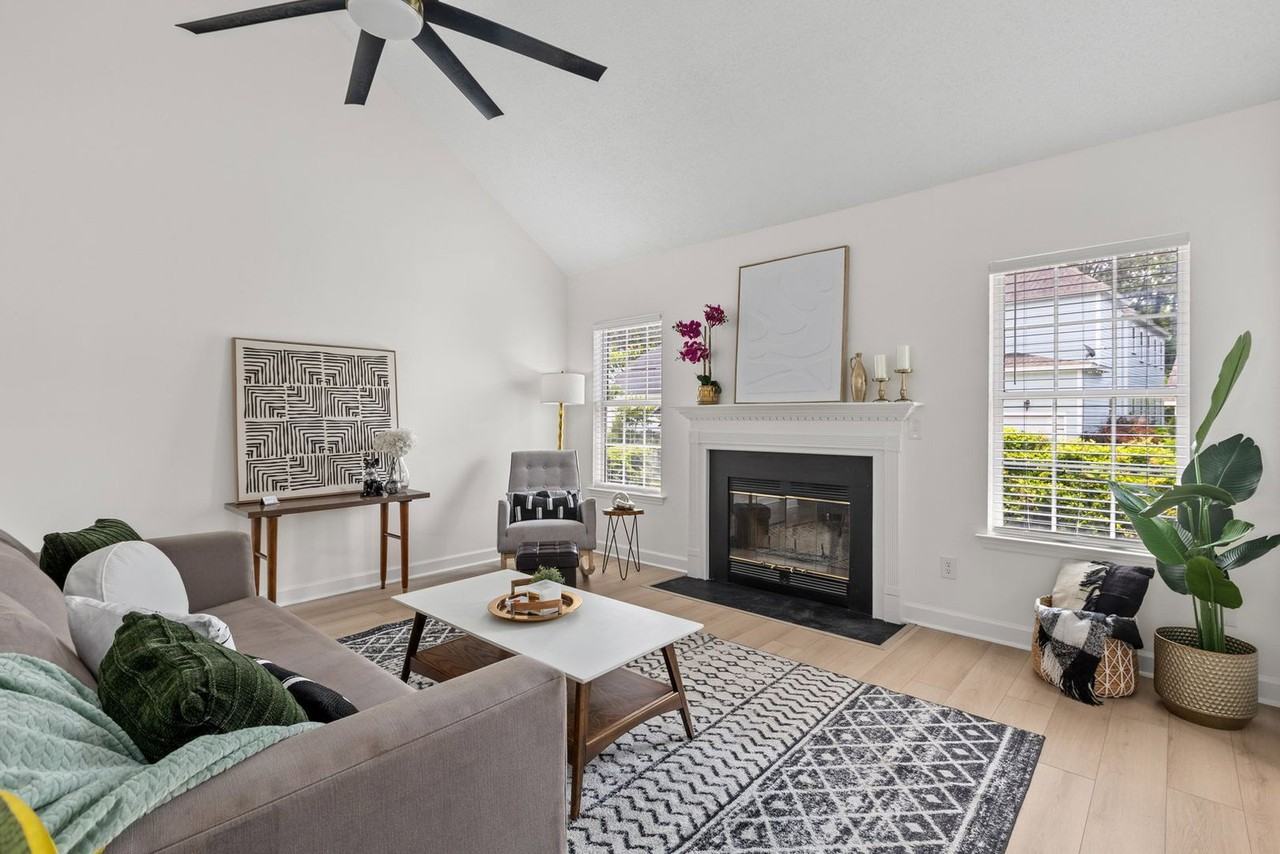 137 Sea Cotton Cir - Photo 6 of 37