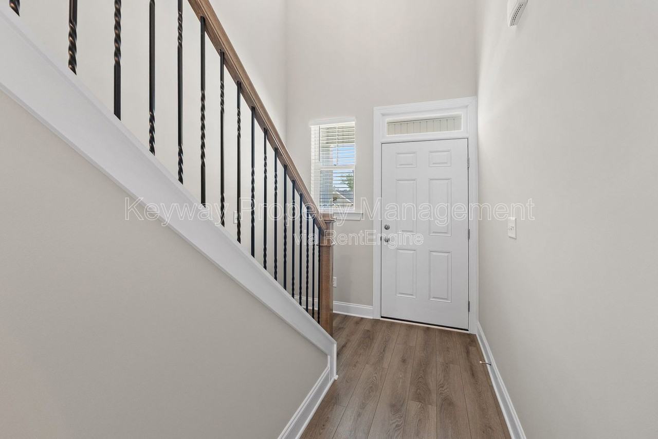 138 Candleberry Dr - Photo 5 of 25