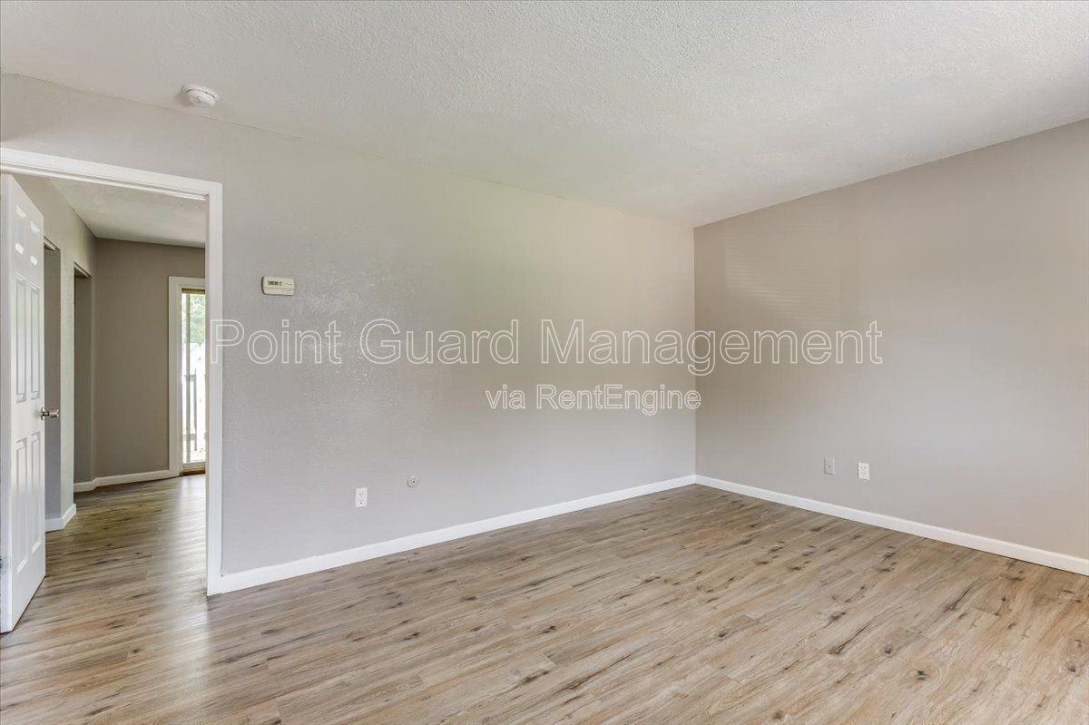 3040 N Arkansas Ave #4 - Photo 4 of 25