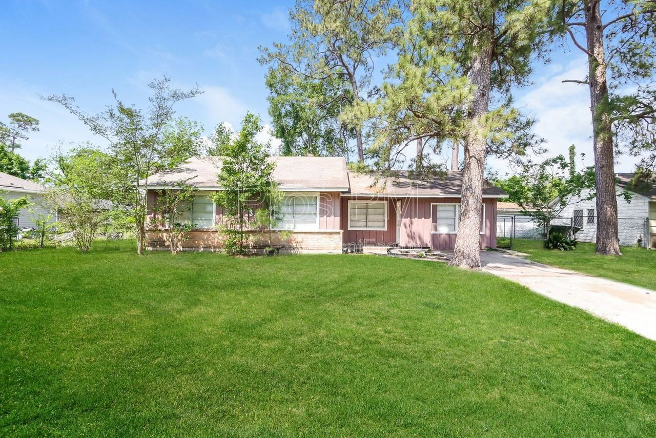 11235 Lemond Dr - Photo 4 of 16