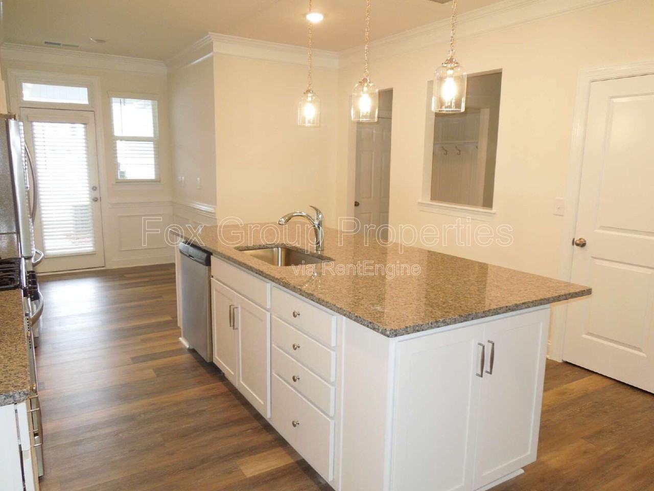 180 Waterlynn Ridge Rd #B - Photo 3 of 18