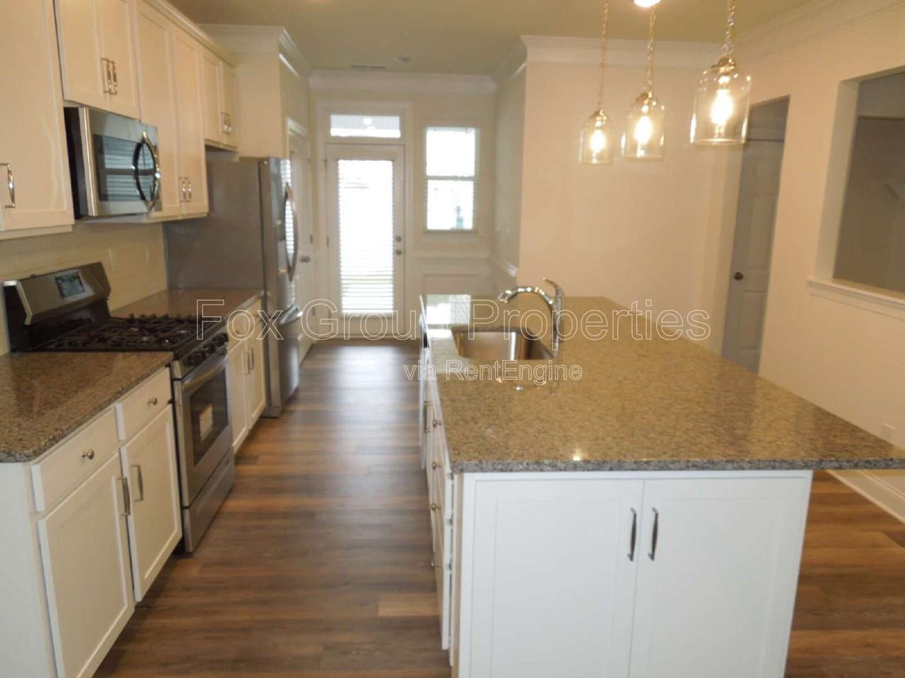 180 Waterlynn Ridge Rd #B - Photo 4 of 18