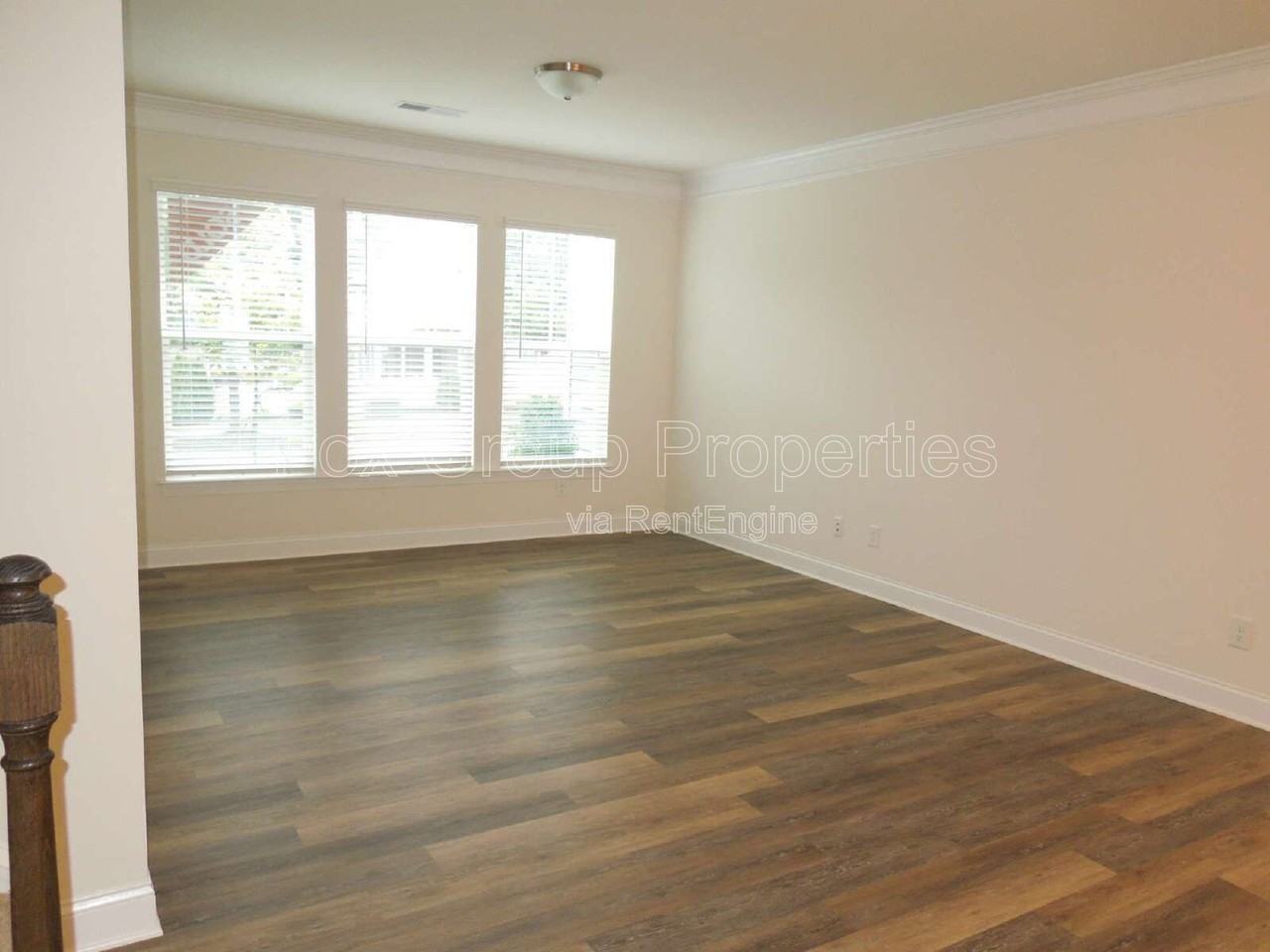 180 Waterlynn Ridge Rd #B - Photo 7 of 18