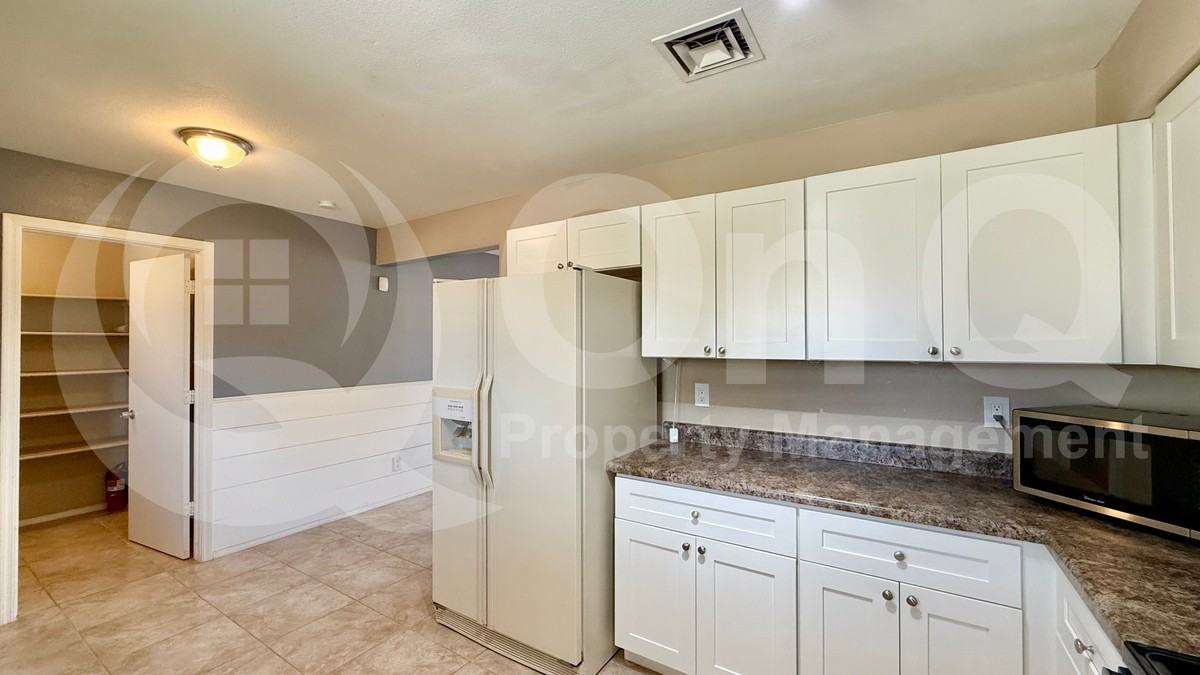 11334 E Elton Ave - Photo 3 of 18