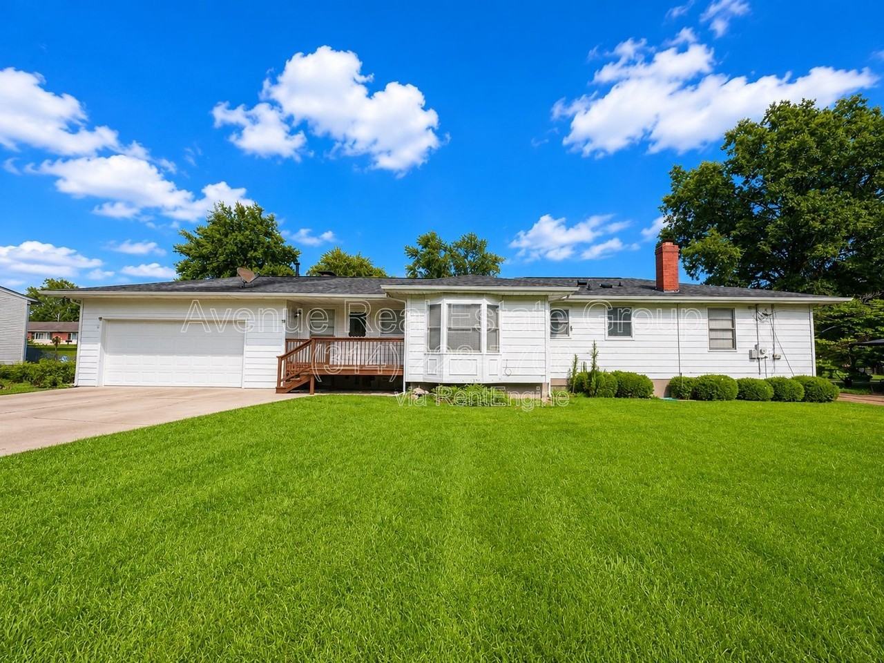 12163 Cheryl Ct - Photo 2 of 3