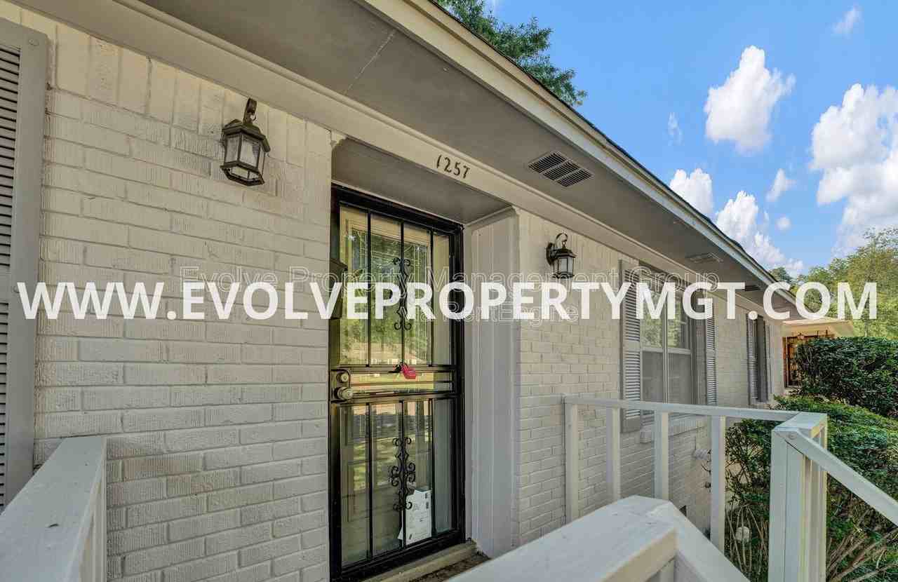 1257 Whitewater Rd - Photo 3 of 29