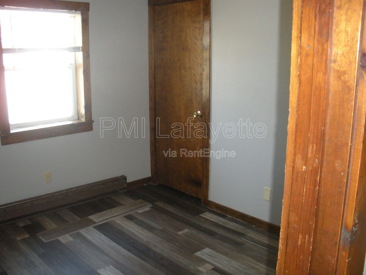 422 Asher St #B - Photo 4 of 8