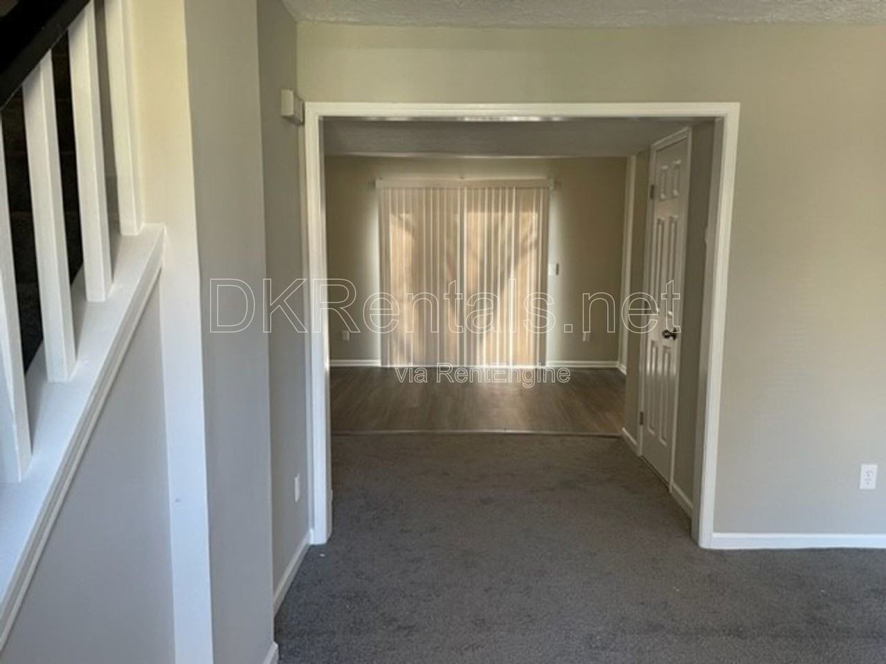 1092 Dassow Ct - Photo 4 of 22