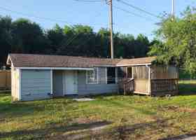 featured image of 14637 Kenny St