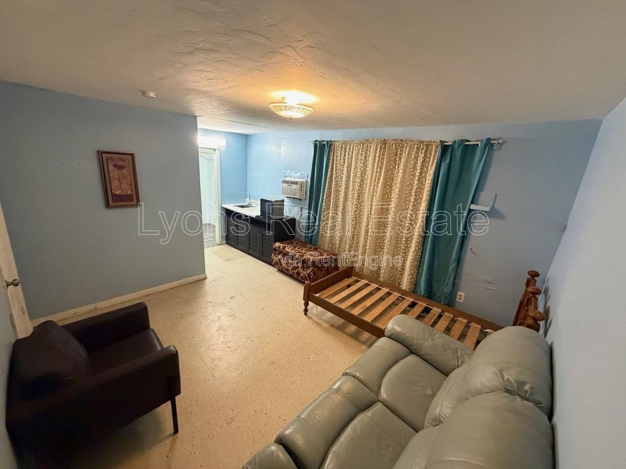 653 Howell Circle Dr #3 - Photo 5 of 5