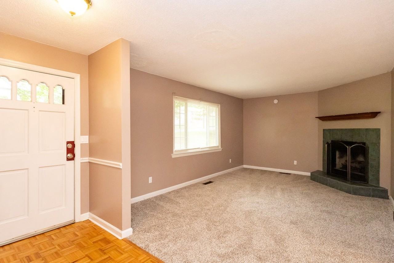 5428 Country Village Dr - Photo 6 of 24