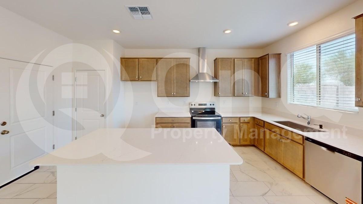 2636 N Milly Ln - Photo 5 of 27