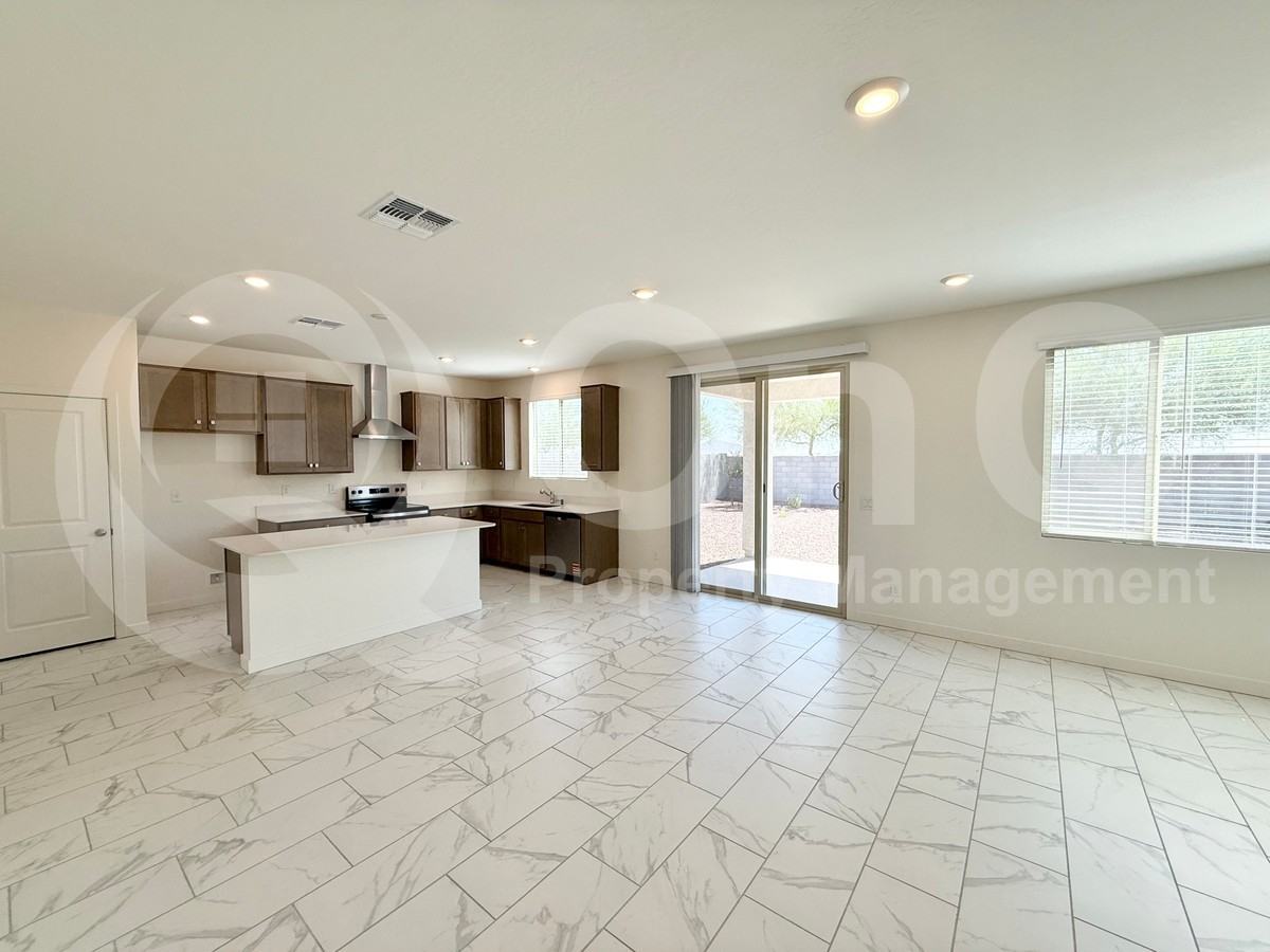 2636 N Milly Ln - Photo 7 of 27