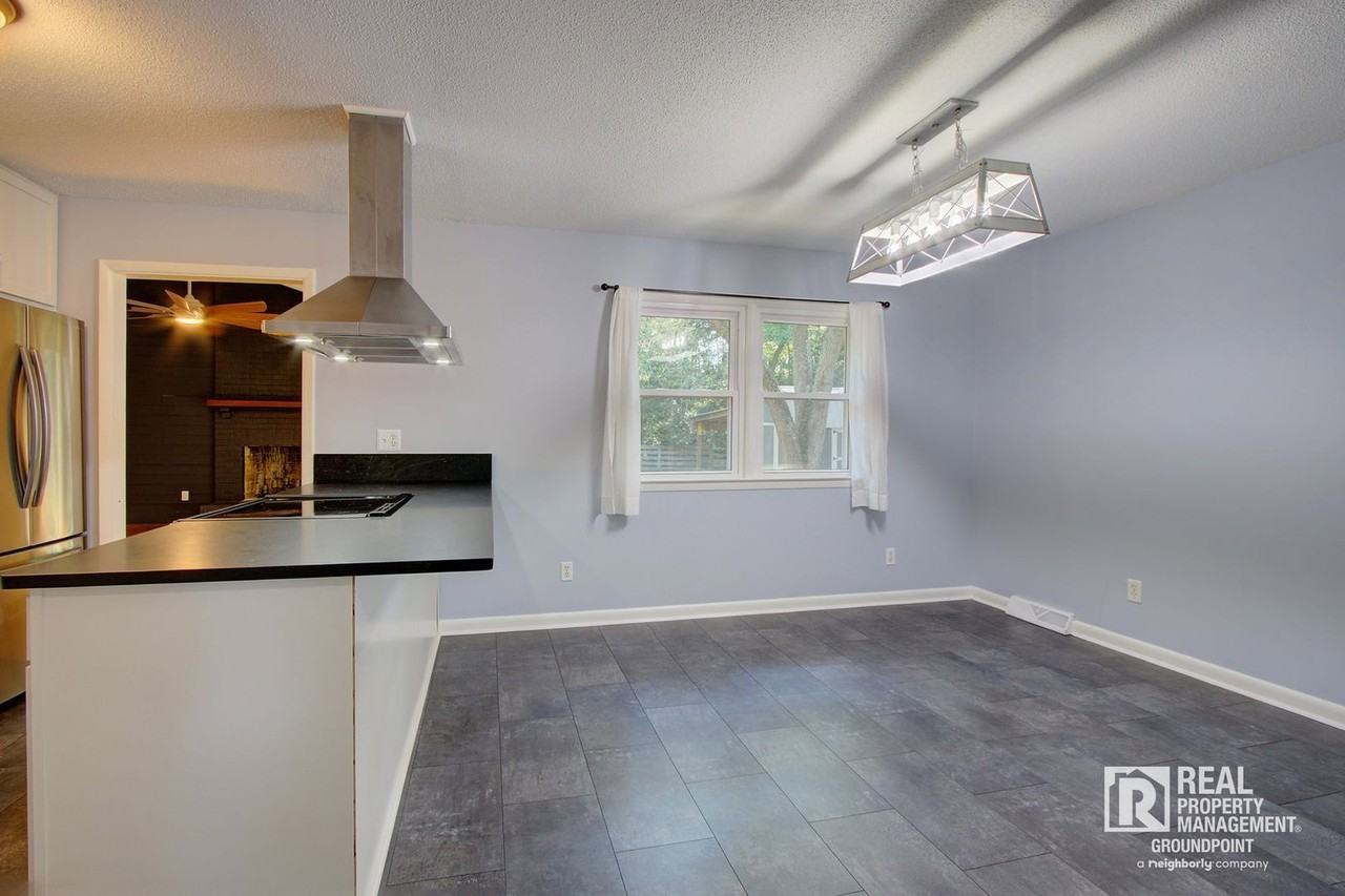 209 Chucker Dr - Photo 4 of 26