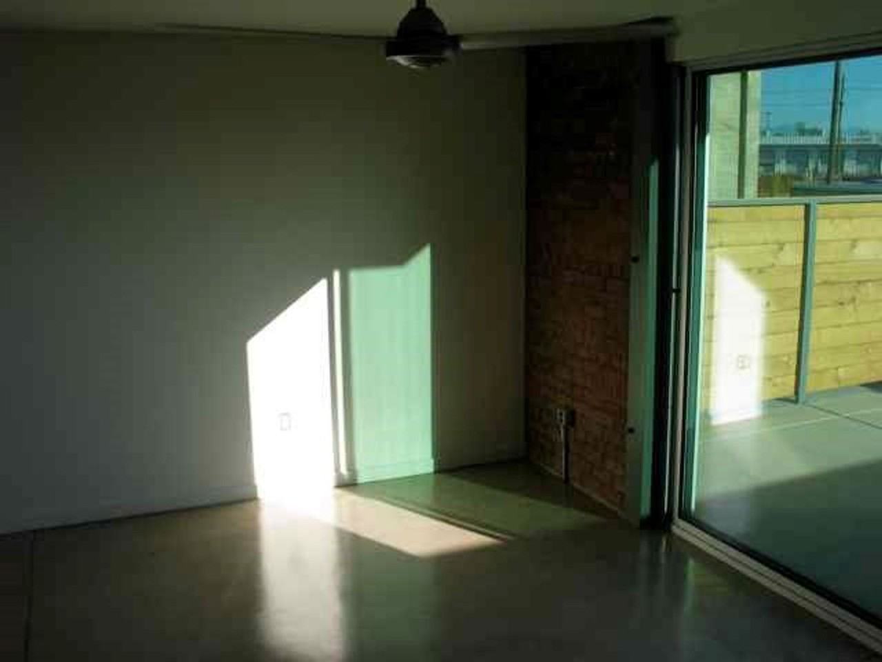 1001 E 17th St #105 - Photo 5 of 19