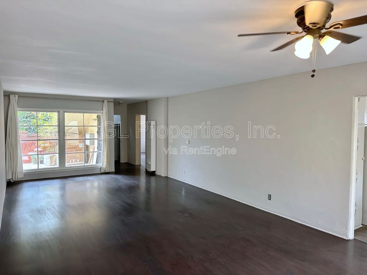 7941 Blackburn Ave - Photo 4 of 14