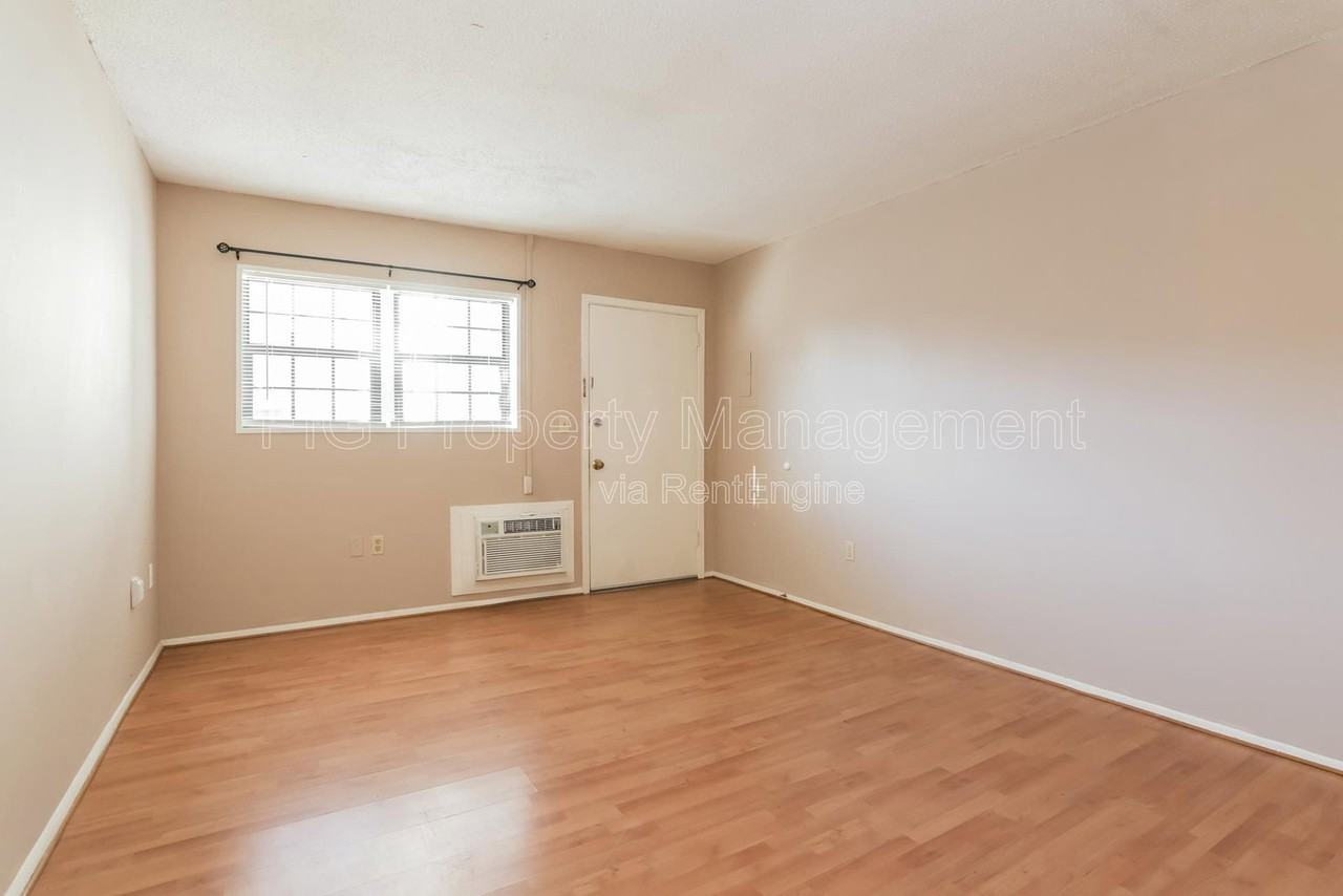 80 Jones Rd #7 - Photo 3 of 11