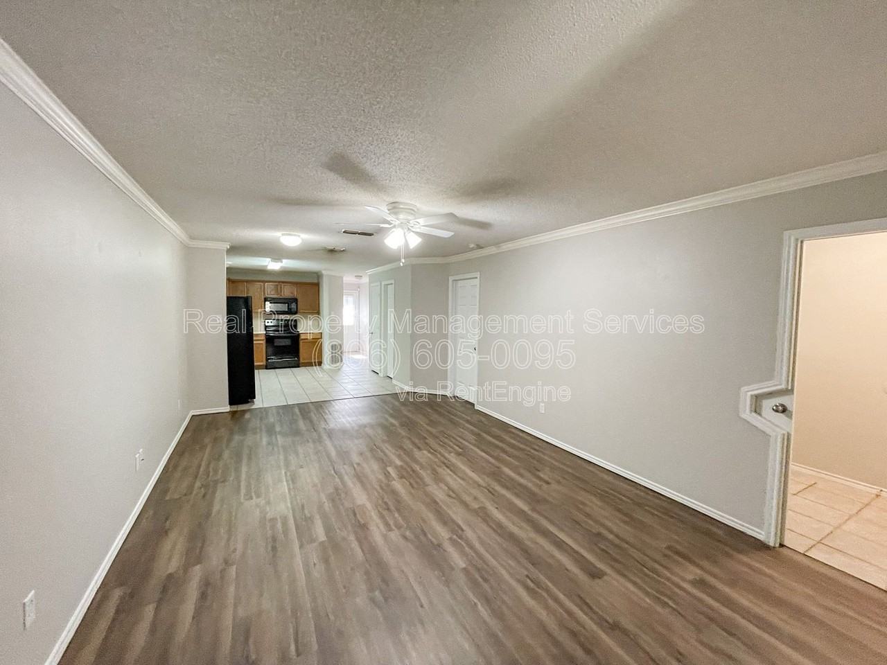 621 N Elkhart Ave #B - Photo 3 of 12
