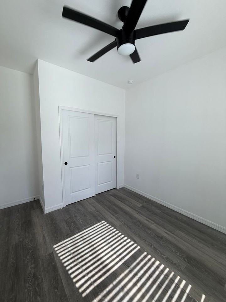 2122 Armour Rd #2122 - Photo 5 of 21