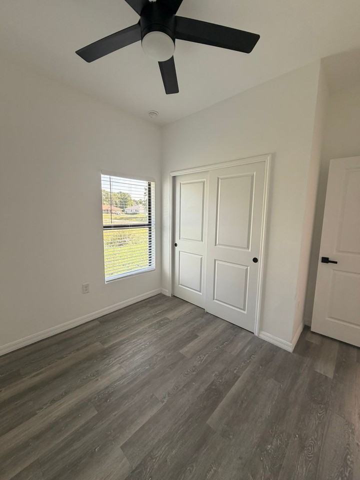 2122 Armour Rd #2122 - Photo 7 of 21
