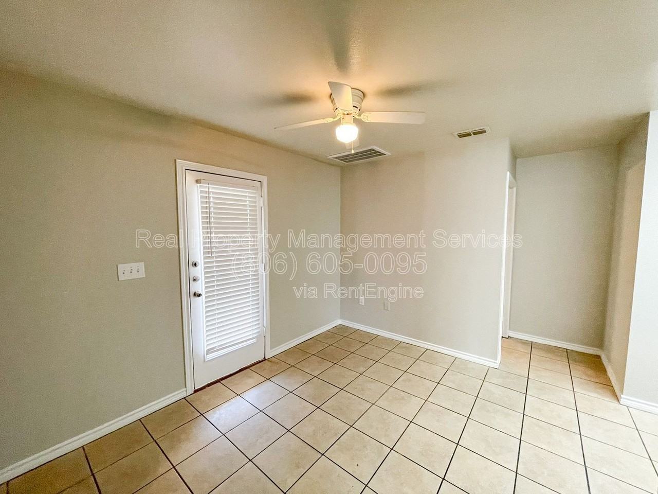 5402 Marshall St #B - Photo 4 of 12