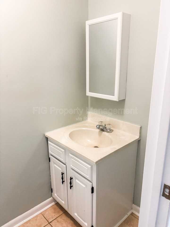 80 Jones Rd #24 - Photo 4 of 9